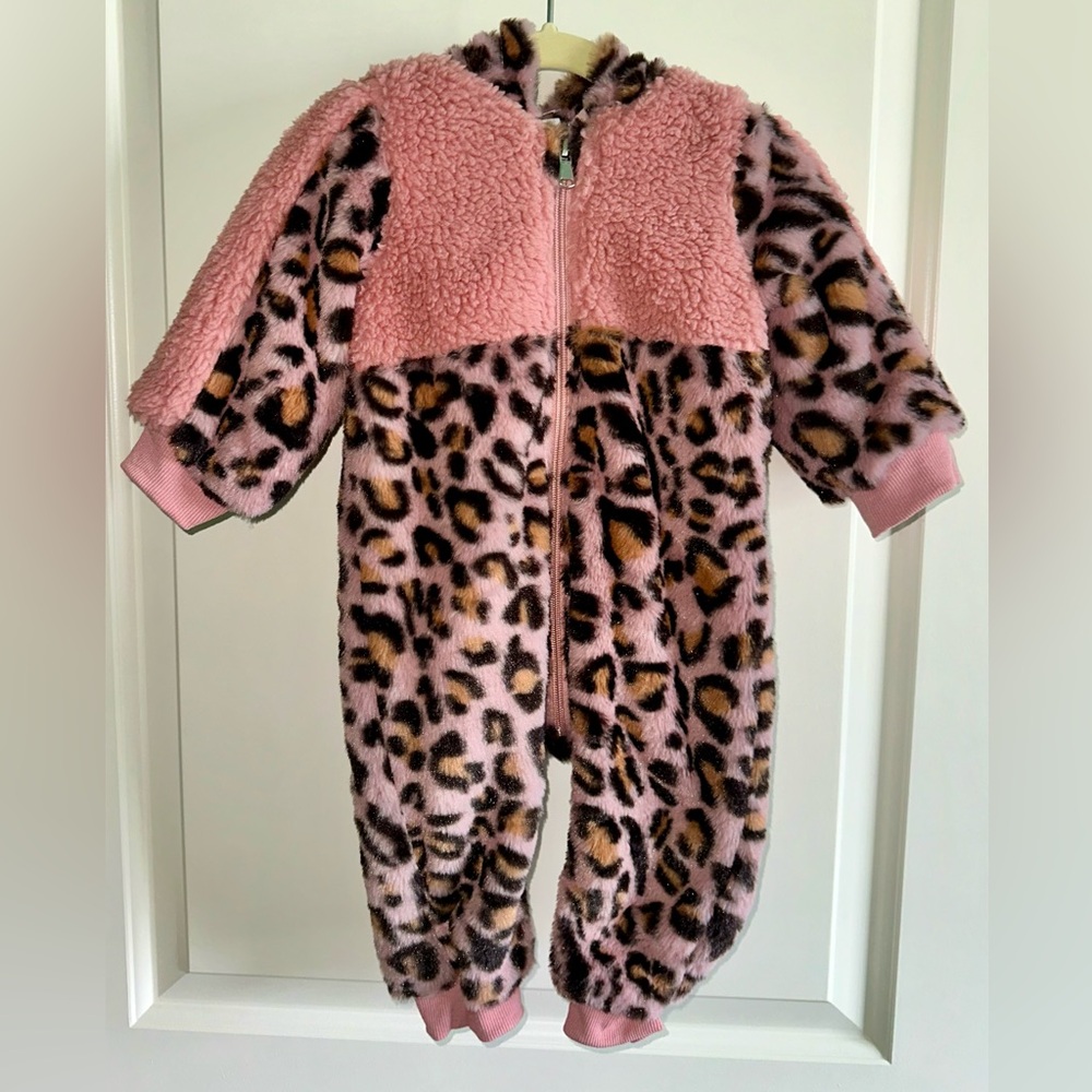 NWT - Baby Wintersuit (Footless), size 9-12 Months - Cheetah Print